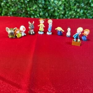 Bundle of Disney Frozen mini figures Cake topper Gift